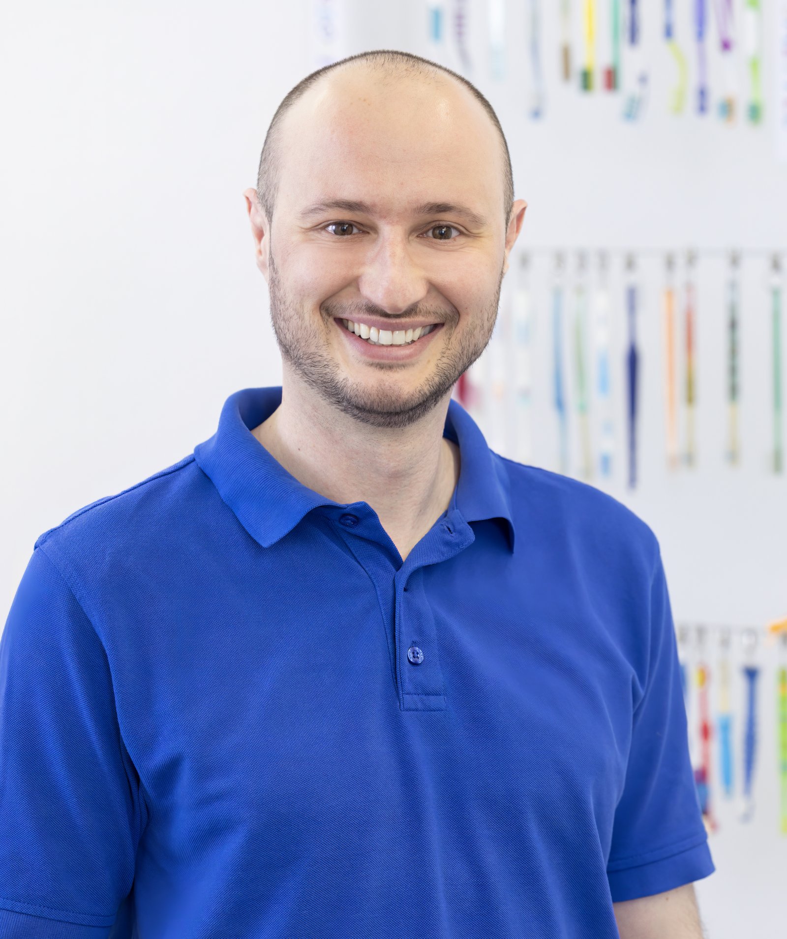 Dr. med. dent. Marko Stipic Dr. med. dent. Marko Stipic